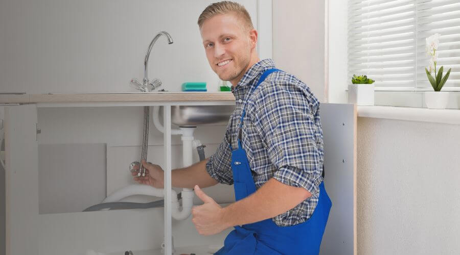 Professional Tankless Water Heater Installation in Waelder, TX